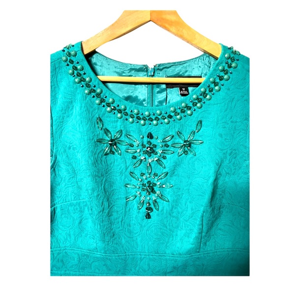 CheetaB Sunhee pretty Jacquard teal cap sleeve sheath dress w/ bodice beading - Picture 2 of 7